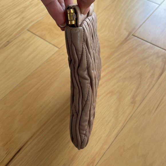 Miu Miu clutch - Picture 7 of 10